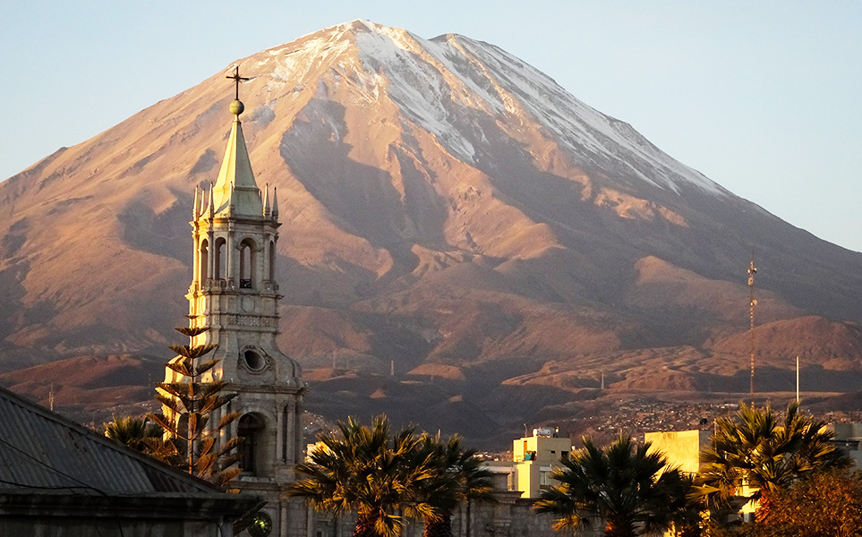 voyage-perou-arequipa-megan-kotlus-unsplash