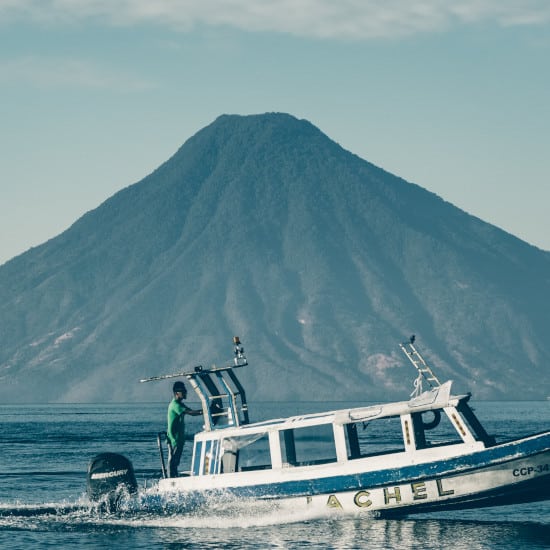 circuit-guatemala-panajachel-christopher-garcia-unsplash