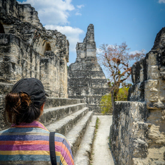 circuit-guatemala-trek-peten-aaron-thomas-unsplash