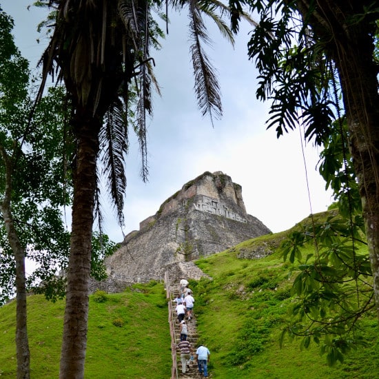 circuit-voyage-de-noces-belize-xunantunich-stephanie-klepacki-unsplash/