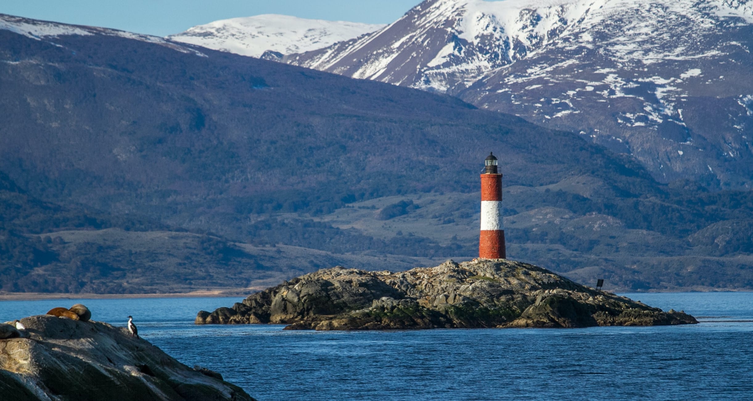 voyage-en-petit-groupe-argentine-et-chili-ushuaia-canal-de-beagle-fond-decran-dennis-fidalgo-unsplash/