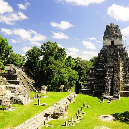 circuit-voyage-de-noces-guatemala-tikal-hector-pineda-unsplash/