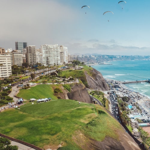 tierra-latina-aarom-ore-lima-visite-guidée-en-ligne