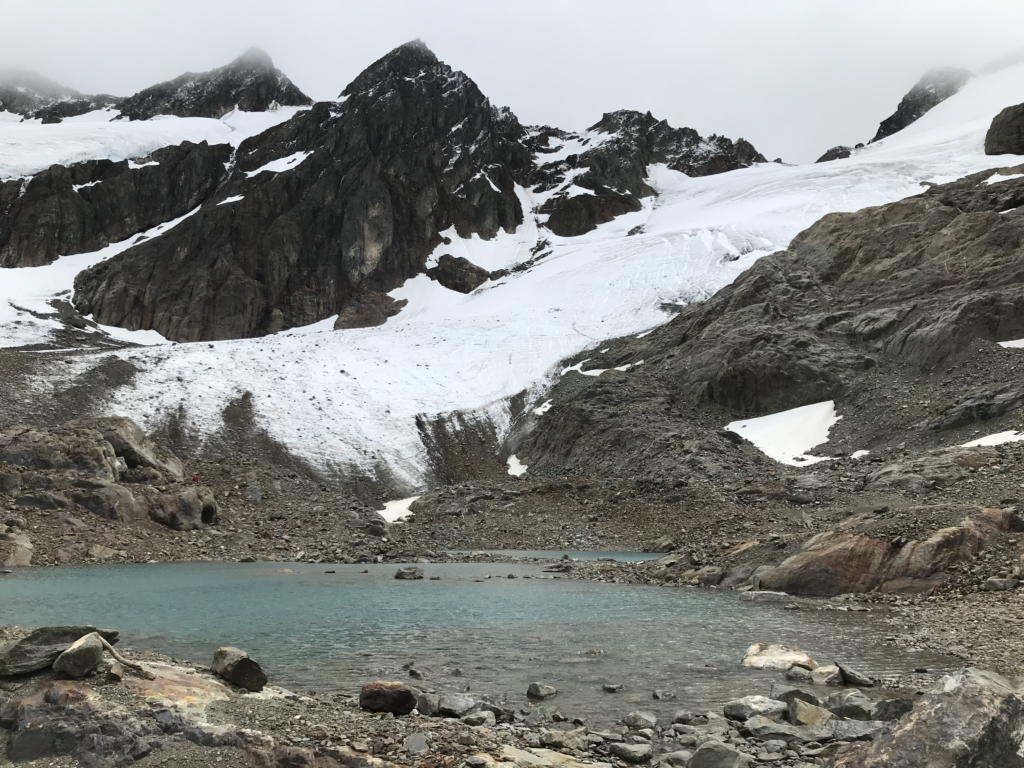 ushuaia-voyage-sur-mesure-argentine-covid-glacier-vinciguerra-lagune