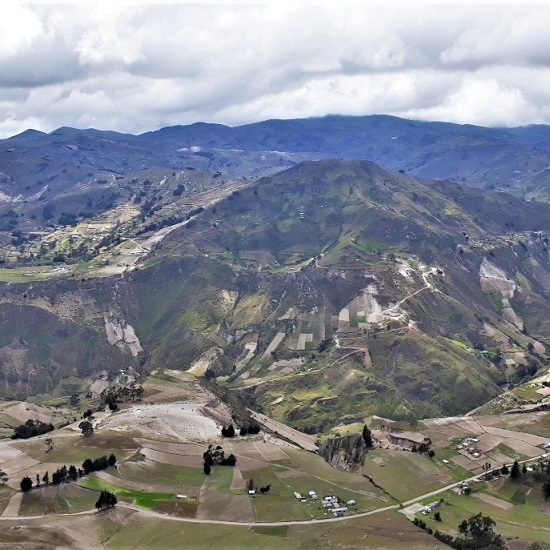 voyage-equateur-quilotoa-vue- villages-panorama-alice-torquet