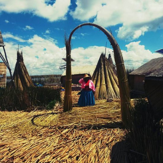 pérou lac titicaca iles llachon habitants