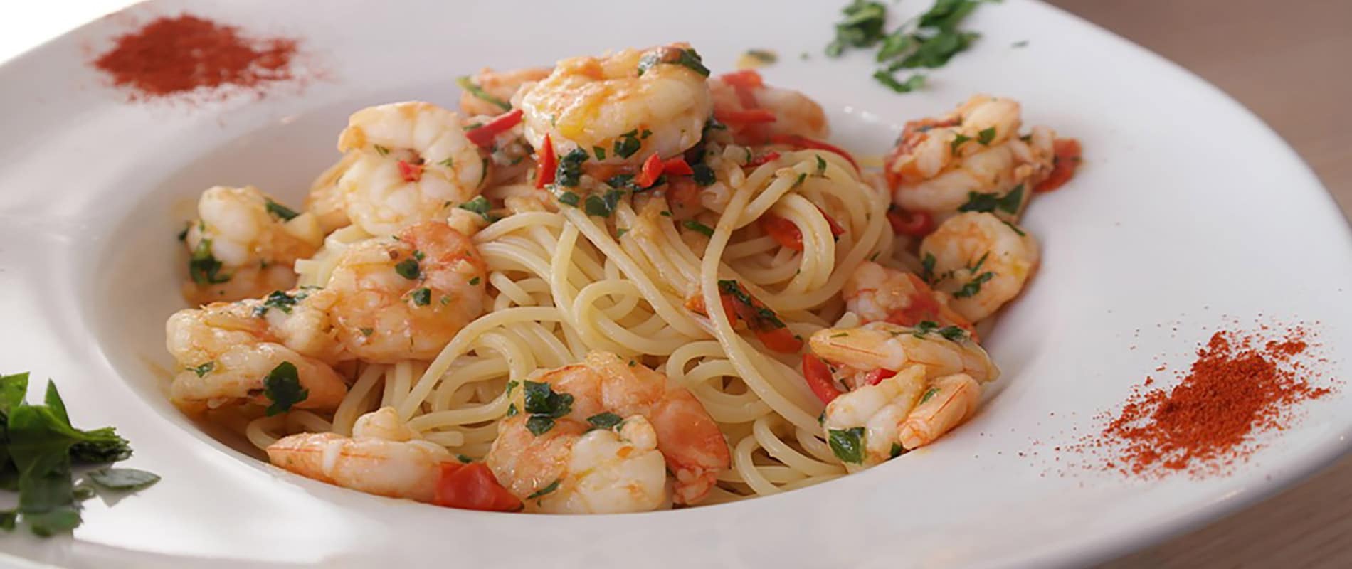 spaghetti crevettes recette colombienne