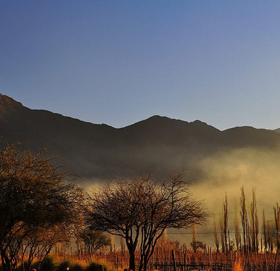 argentine cachi nord ouest argentin lever du soleil nature montagne paysage brouillard