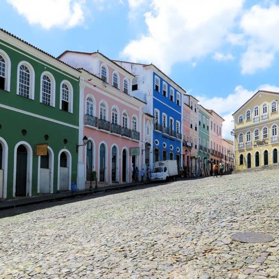 Salvador de Bahia Bresil pelourinho maisons colorées