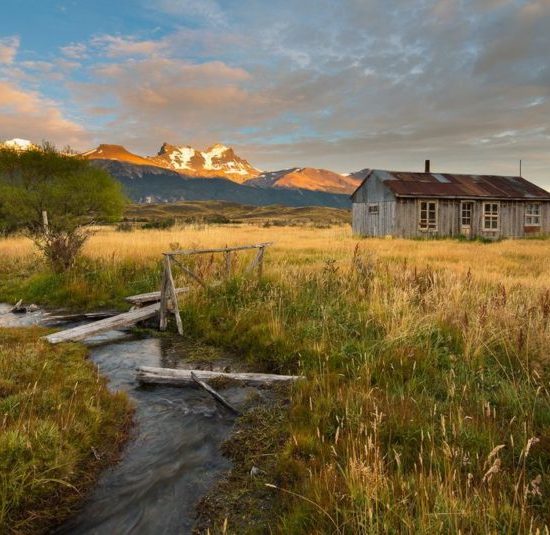 argentine auberge nature campagne montagne dépaysement des glaciers cachés patagonie escondidos puesto de la laguna ferme