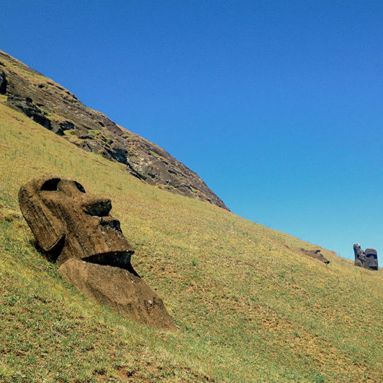 Chili ile de paques moaï statue