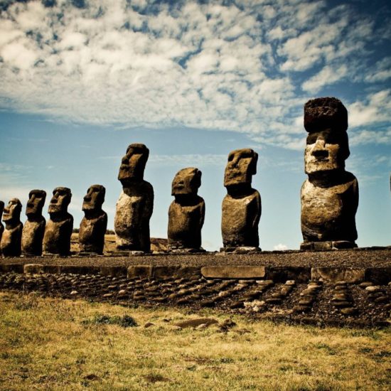 Chili ile de paques moaï statue