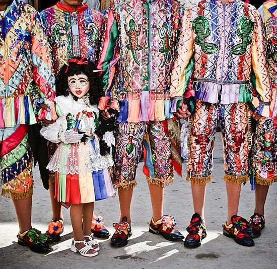 pérou virgen del carmen costumes fête tradition