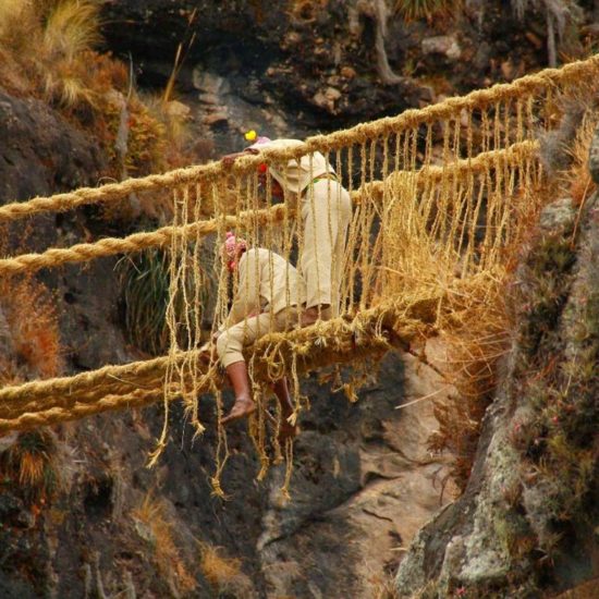 pérou festival queswachaka pont corde inca suspendu