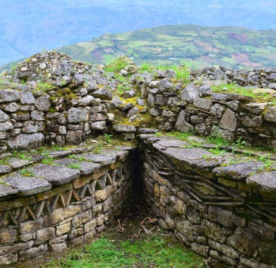 pérou chachapoyas art natif ruines kuélap forteresse