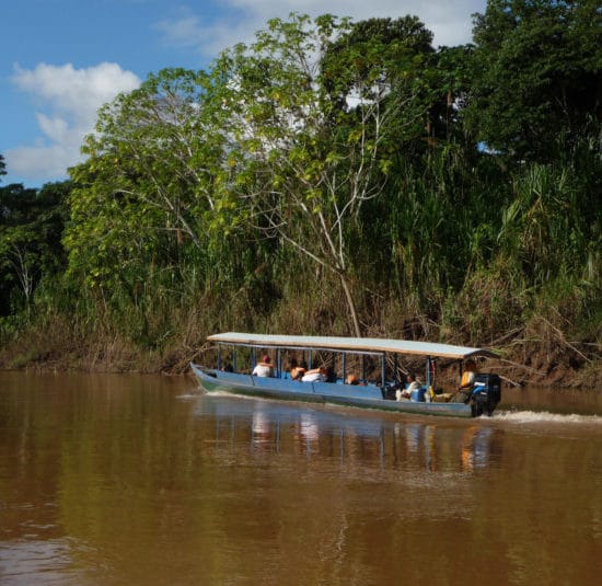 pérou puerto maldonado amazonie fleuve bateau