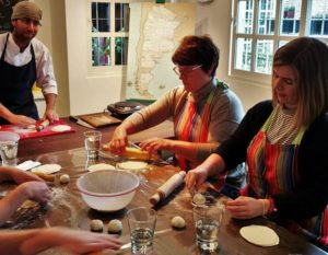 cours-de-cuisine-à-buenos-aires-empanadas-Argentine-Copie-2