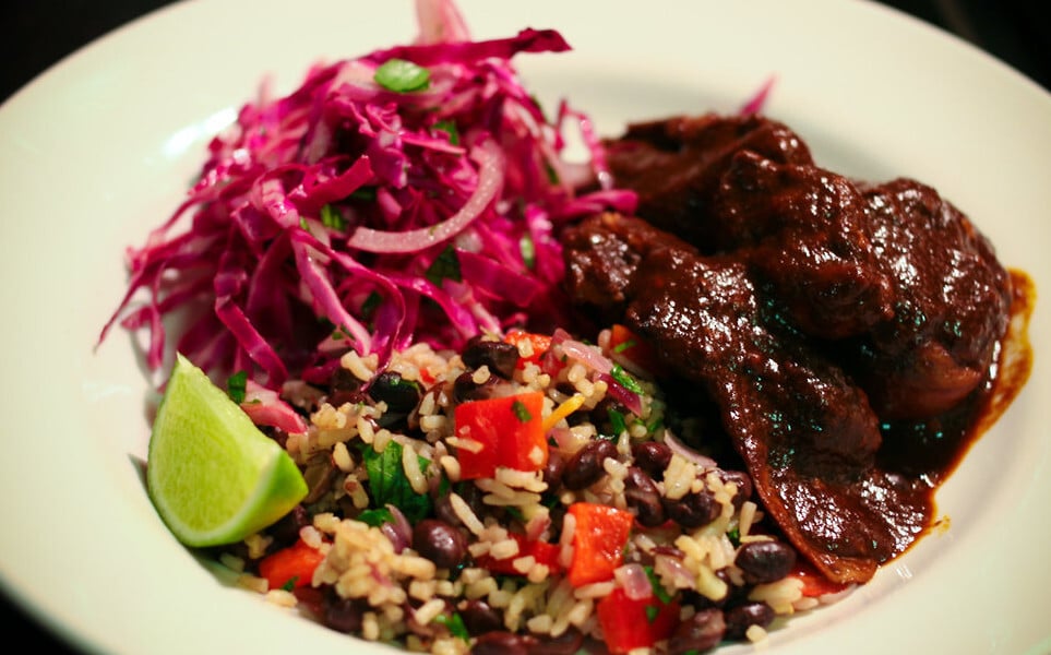 mexique-recette-sauce-mole-poblano-coleslaw-tierra-latina