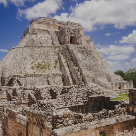 TierraLatina-Mexique-Uxmal-Yucatan-Maya-Pyramide