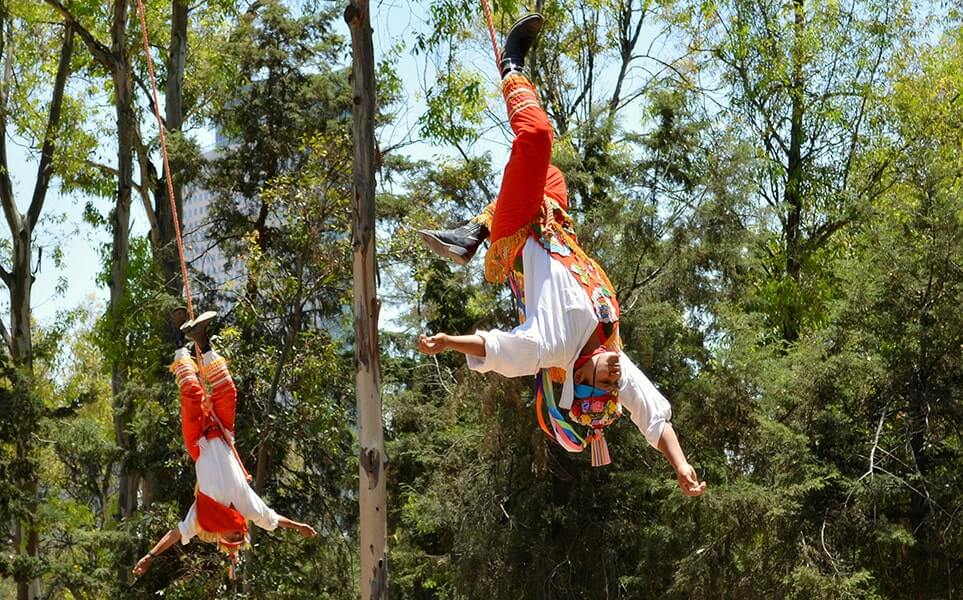voyage-mexique-puebla-voladores-carl-campbell-unsplash