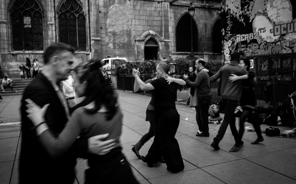 ARTICLE-MILONGA-TANGO-BUENOS-AIRES-UNSPLASH-touficmobarak