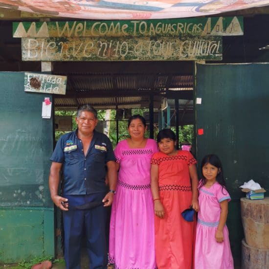 famille-ngobe-costa-rica-chez-l-habitant