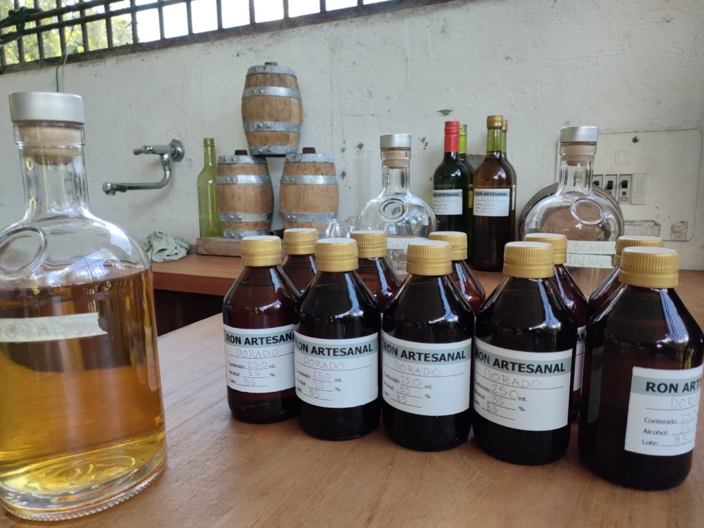 Rhum artisanal dans la Vallée de Cocora, Colombie