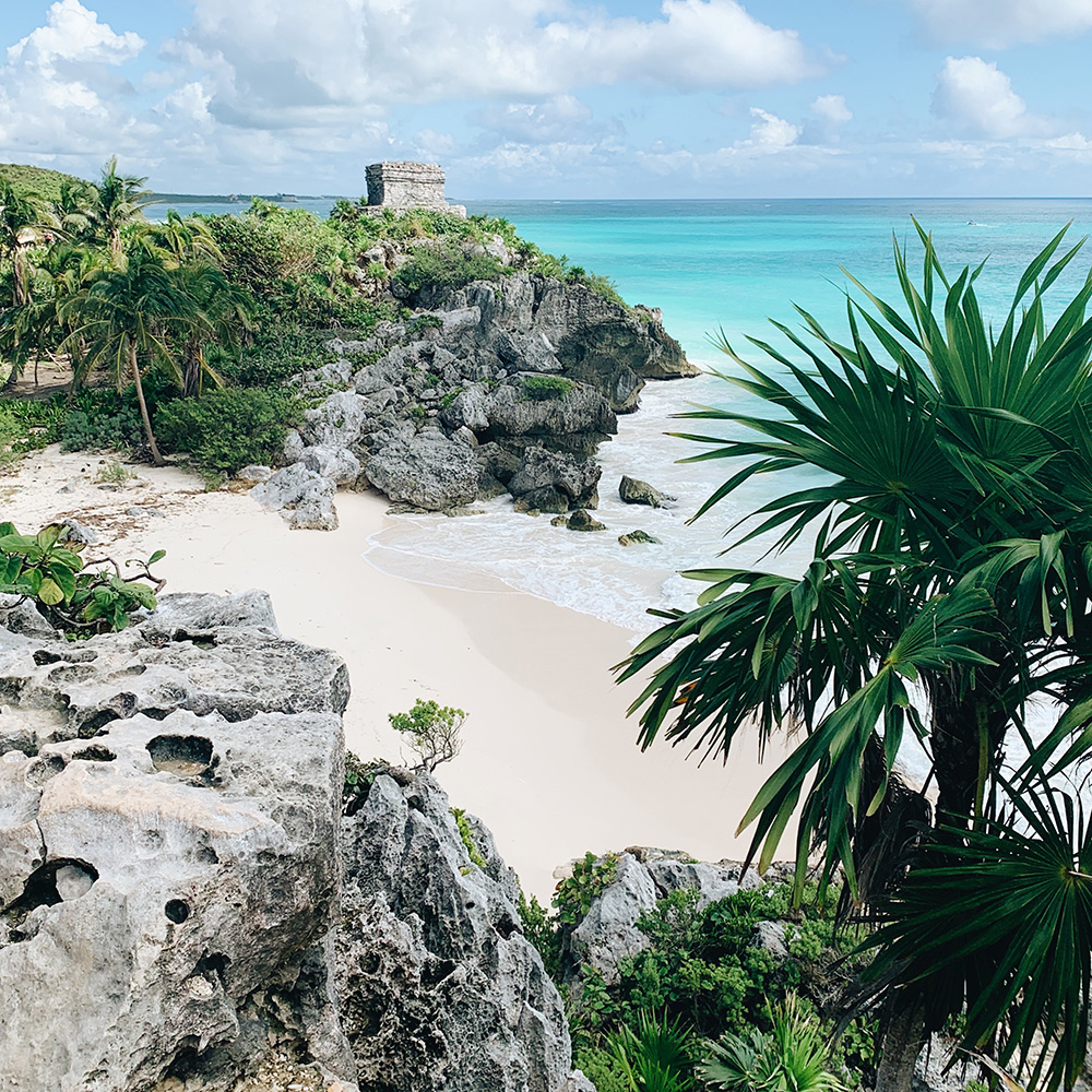 voyager-mexique-tulum-anna-sullivan-unsplash-carre.jpg