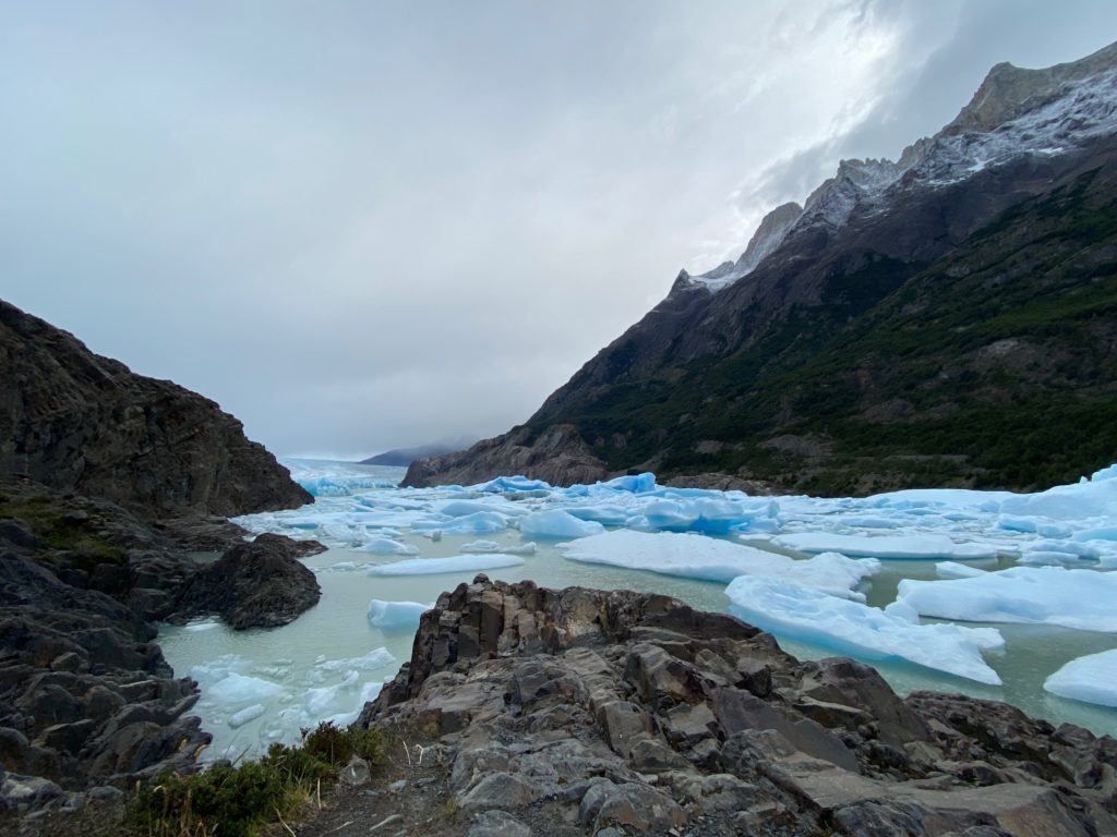 trek-w-chili-torres-del-paine-paine-glacier-grey