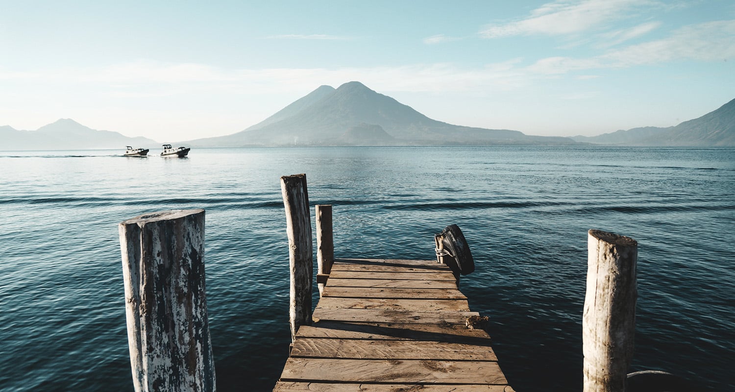 voyage-guatemala-lac-atitlan-christopher-garcia-unsplash