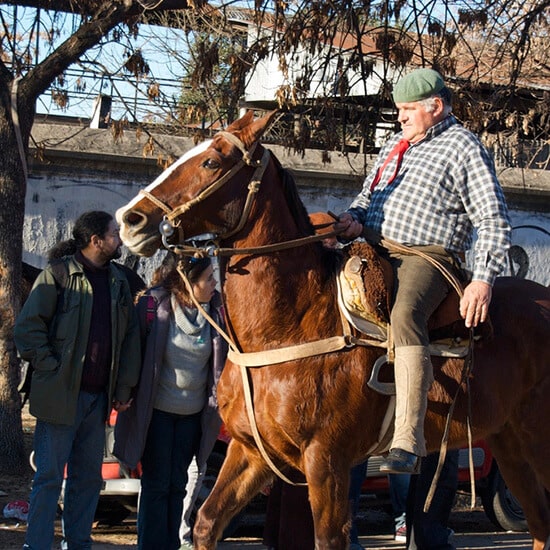 feria-de-mataderos-buenos-aires-argentine-tierra-latina