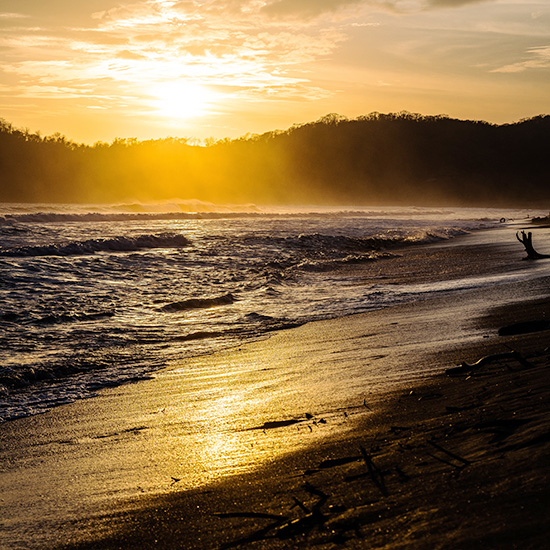 voyage-costa-rica-nicoya-eelco-bohtlingk-unsplash