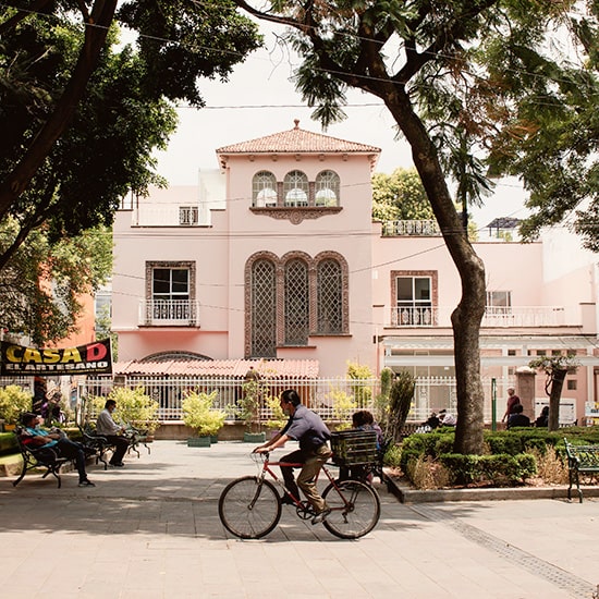 voyage-mexique-mexico-coyoacan-chris-luengas-unsplash