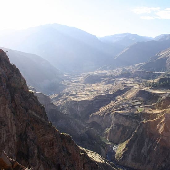 voyage-perou-canyon-colca-nad-hemnani-unsplash
