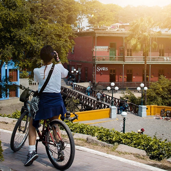 voyage-perou-lima-barranco-angelo-flores-unsplash