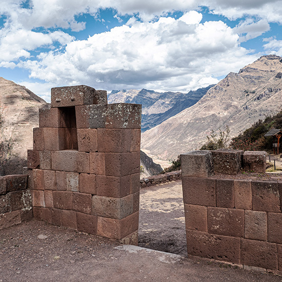 voyage-perou-pisac-ruben-hanssen-unsplash