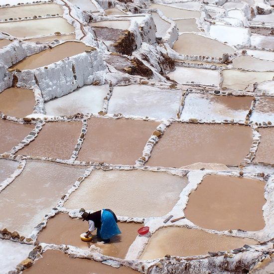 voyage-perou-salines-maras-stuart-croft-unsplash