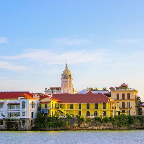 voyage-panama-city-angel-lopez-blw-unsplash