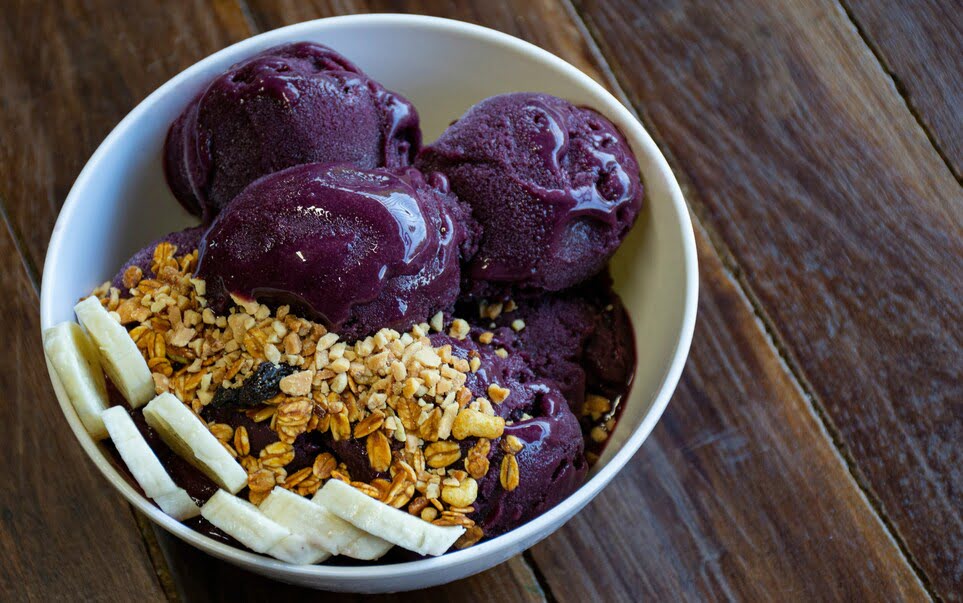 voyage-bresil-acai-igor-constantino-unsplash