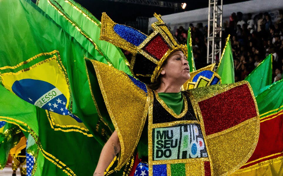 voyage-bresil-rio-carnaval-henry-rodrigues-unsplash