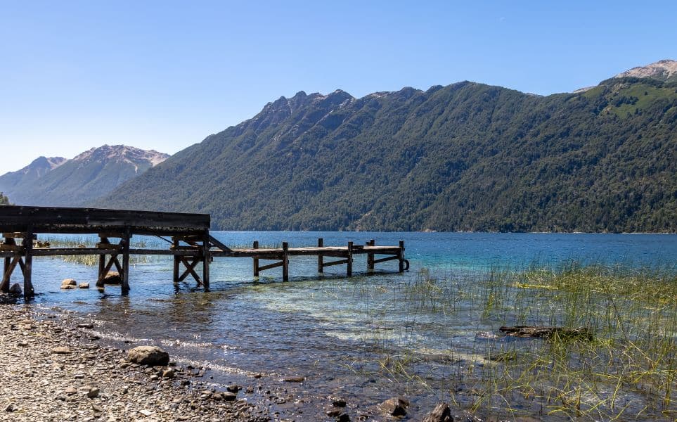 voyage-argentine-lago-correntoso-diegograndi-envato
